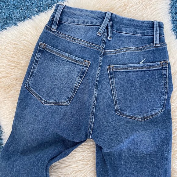 Good American Good Waist Jeans - Picture 8 of 8